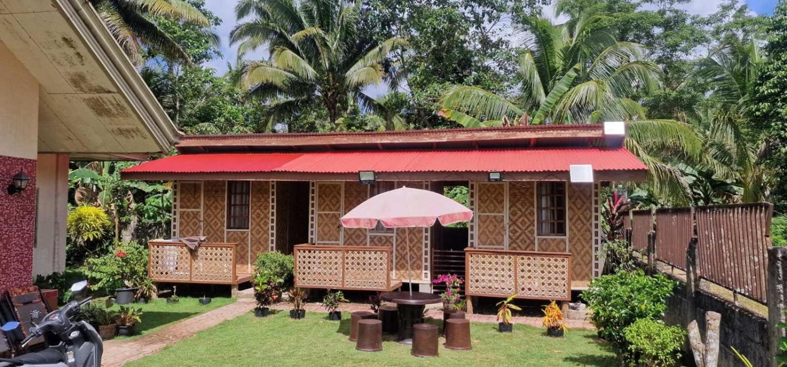 Khloe Serenity Guest House Batuan 외부 사진